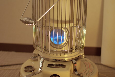 アラジンストーブ